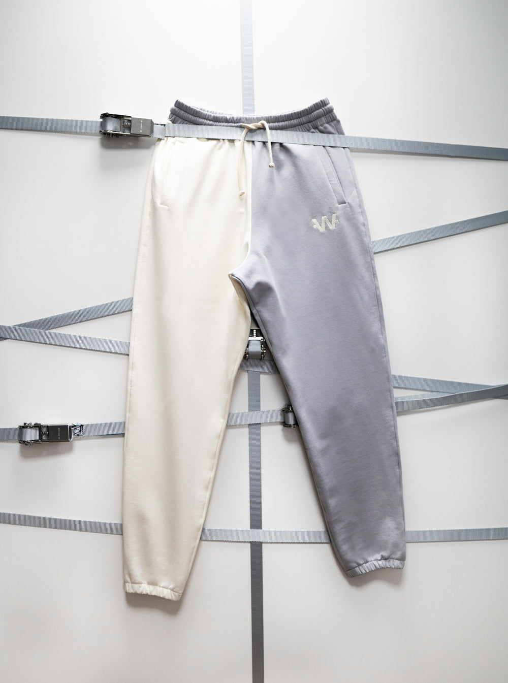 05 - Pantalones Joggers